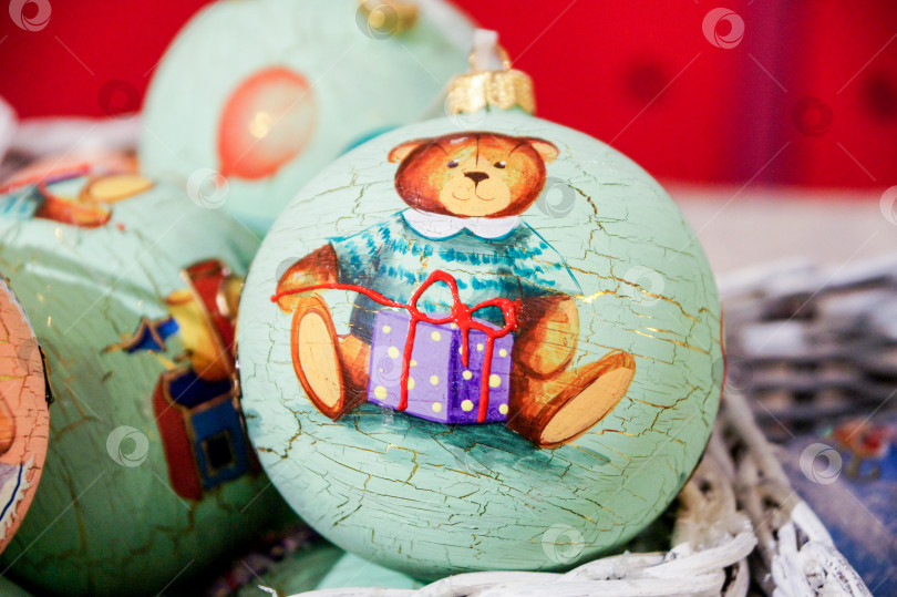Скачать Рождественские шары с уникальными узорами. фотосток Ozero