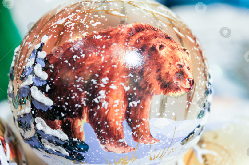 Скачать Рождественский бал с медведем. фотосток Ozero