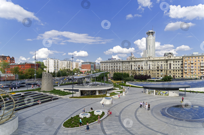 Скачать Paveletsky park, Moscow, Russia. фотосток Ozero