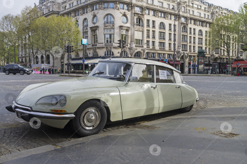 Скачать Легендарный автомобиль Citroën DS фотосток Ozero