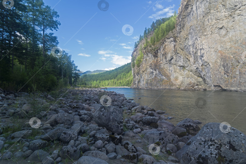 Скачать Река Ока-Саянская. Сибирь, Россия. фотосток Ozero