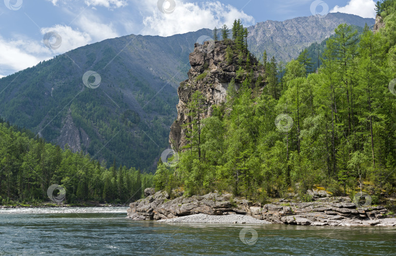 Скачать Река Ока-Саянская. Сибирь, Россия. фотосток Ozero