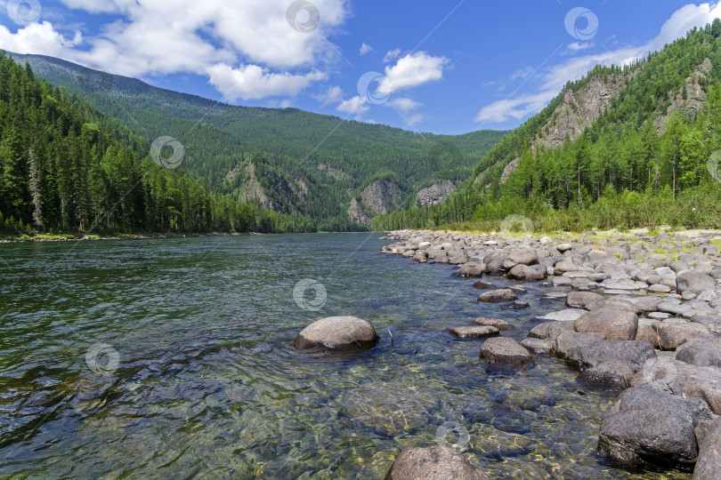 Скачать Река Ока-Саянская. Сибирь, Россия. фотосток Ozero
