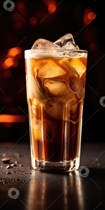 Скачать холодный кофе с сиропом в стакане со льдом на темном фоне. Порождающий искусственный интеллект фотосток Ozero