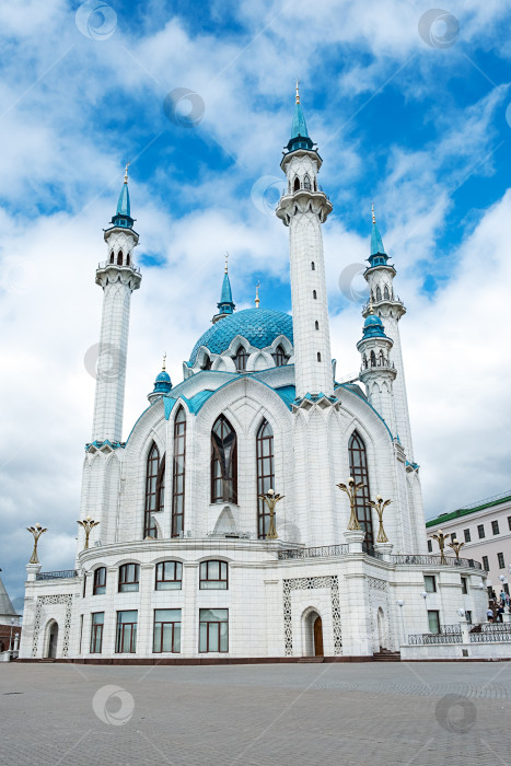 Скачать Вид на мечеть Кул Шариф в Казанском кремле фотосток Ozero