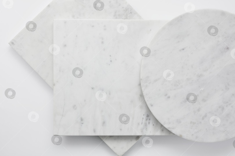 Скачать Бело-серые пустые мраморные доски различной формы. фотосток Ozero