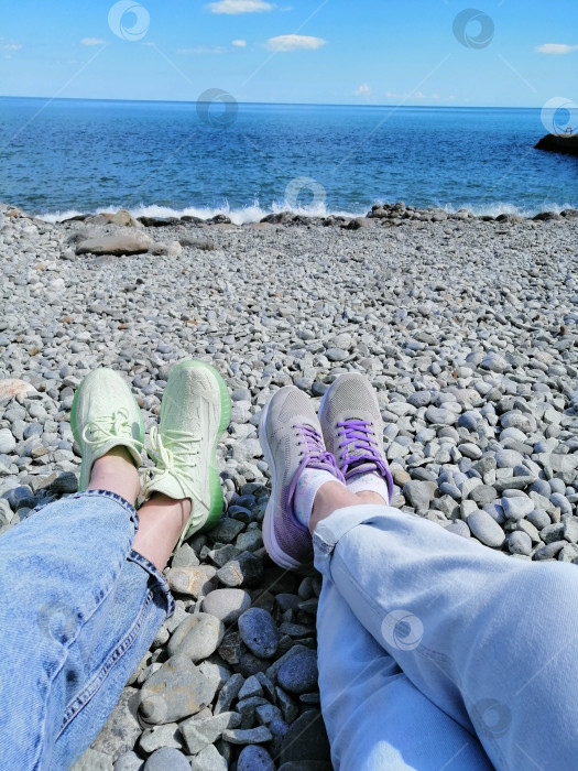 Скачать Концепция летнего отдыха и туризма на берегу моря. фотосток Ozero