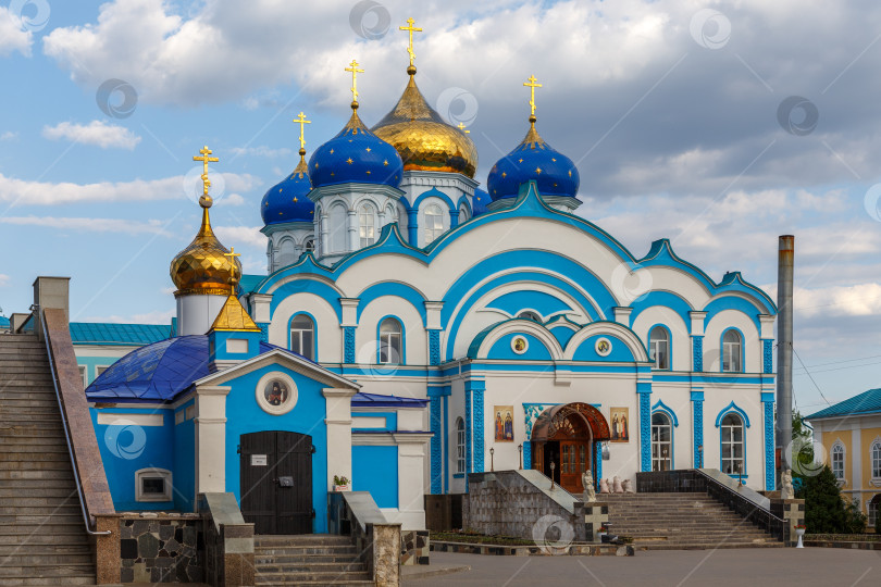 Скачать Задонск, Россия - Май 27,2021: Церковь Рождества Богородицы фотосток Ozero