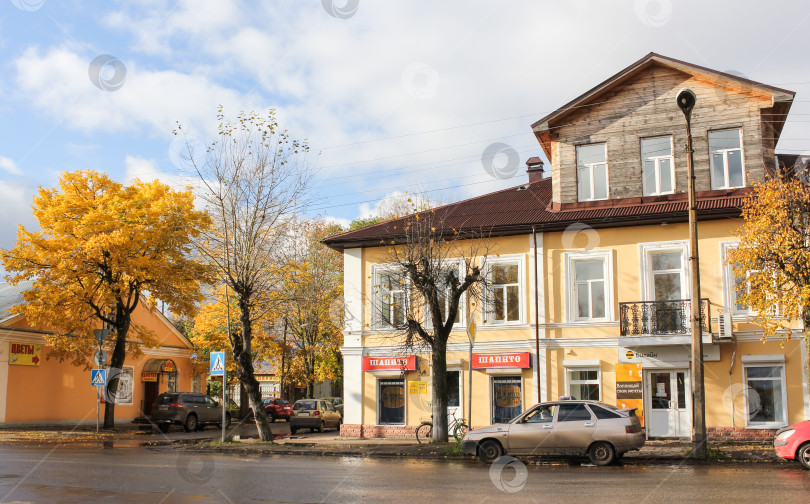 Скачать Дом находится на проспекте Карла Маркса. фотосток Ozero