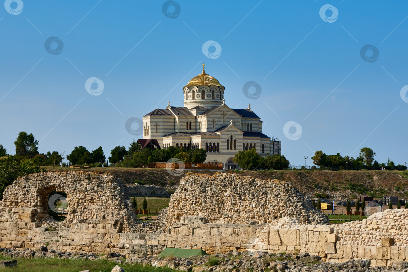 Скачать Херсонес - древнегреческая колония, основанная примерно 2500 лет назад в юго-западной части Крымского полуострова. фотосток Ozero
