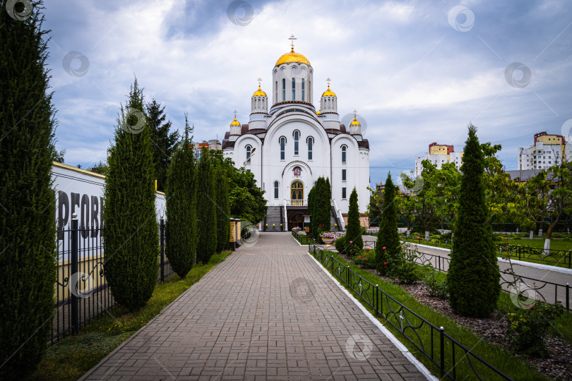 Скачать Храм св. блж. Ксении Петербургской. г. Воронеж фотосток Ozero