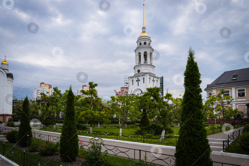 Скачать Колокольня на территории храмового комплекса св. блж. Ксении Петербургской. г. Воронеж фотосток Ozero