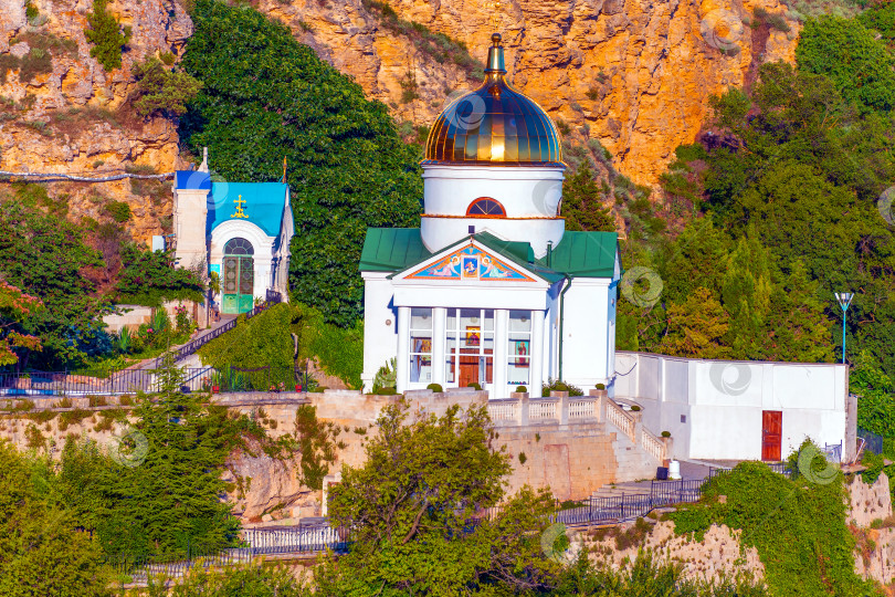 Скачать Свято-Георгиевский монастырь на мысе Фиолент в Крыму. фотосток Ozero