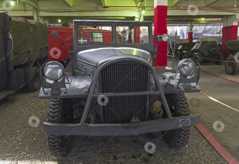 Скачать Шведский полугусеничный грузовик Artilleritraktor m/43 (Volvo HBT), 1944 год выпуска. фотосток Ozero