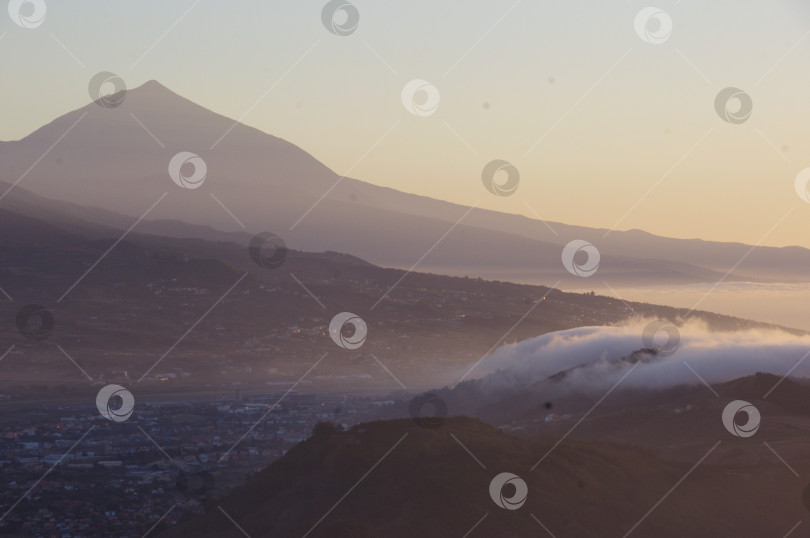 Скачать Вечер в долине фотосток Ozero