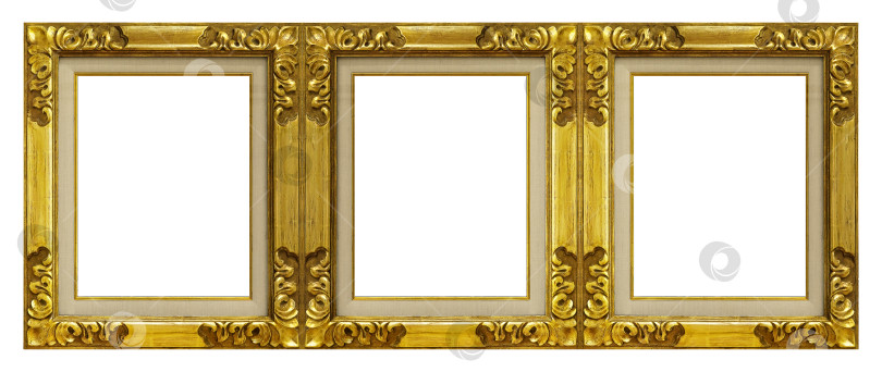 Скачать Тройная золотая рамка (триптих) для картин, зеркал или фотографий, выделенных на белом фоне фотосток Ozero