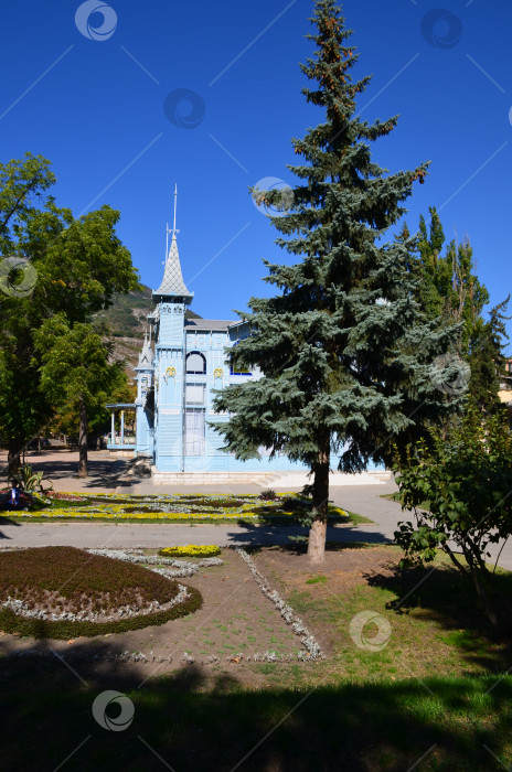 Скачать Лермонтовская галерея в парке Цветник в Пятигорске, концертный зал фотосток Ozero