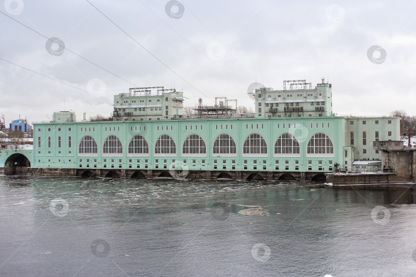 Скачать Здание Волховской гидроэлектростанции. фотосток Ozero