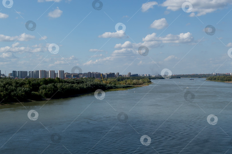 Скачать Вид на реку Иртыш с метромоста 60 лет Победы, город Омск фотосток Ozero