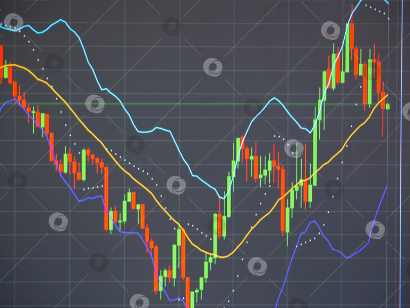 Скачать Фон графика: Технический ценовой график и индикаторы, график красных и зеленых свечей на черном экране, волатильность рынка, восходящий и нисходящий тренды. Торговля акциями, криптовалютами фотосток Ozero