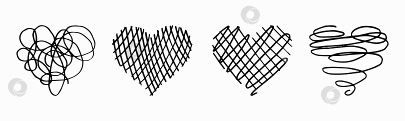 Скачать Набор из четырех сердечек в технике ручного рисования каракулями фотосток Ozero