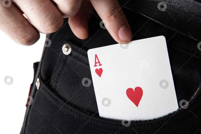 Скачать карточный туз из кармана и мужская рука фотосток Ozero