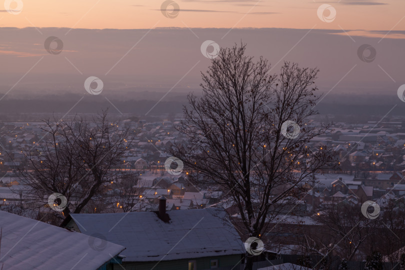 Скачать Городок в тумане фотосток Ozero