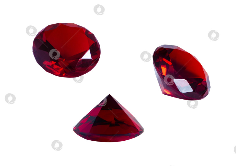 Скачать Набор красных рубинов. Вид с разных сторон. Драгоценные камни, кристаллы. фотосток Ozero
