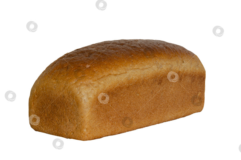 Скачать Буханка пшеничного хлеба крупным планом. Изолированный объект на белом фоне. фотосток Ozero