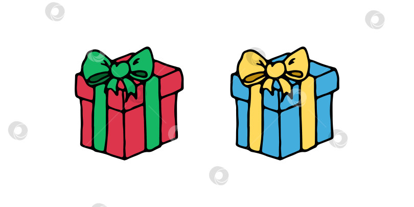 Скачать Квадратные цветные коробки с бантами  - подарки на Новый год и день рождения фотосток Ozero