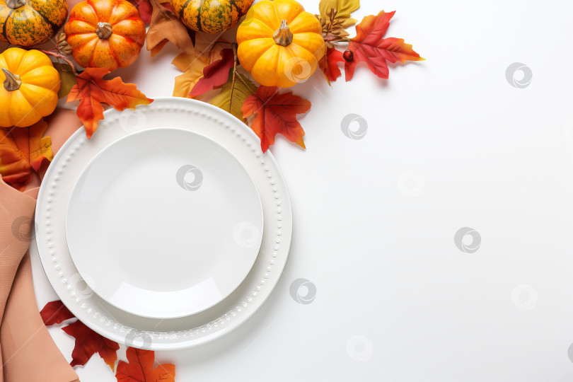 Скачать Осенняя сервировка стола с тыквами и цветами для празднования Дня благодарения. Иллюстрация генеративного искусственного интеллекта фотосток Ozero