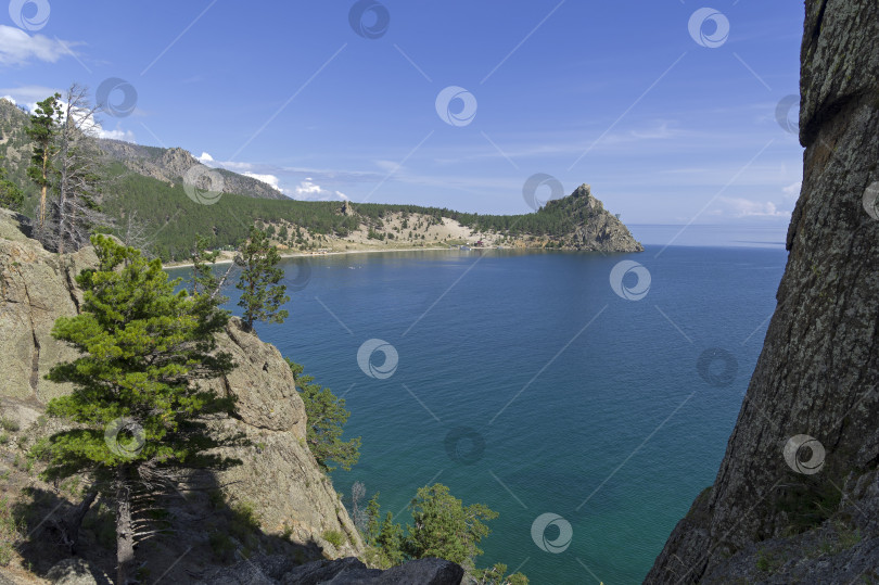 Скачать Красивая бухта на озере Байкал фотосток Ozero