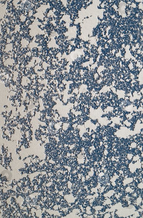 Скачать Белая и синяя текстурированная шпаклевка на стене.. фотосток Ozero