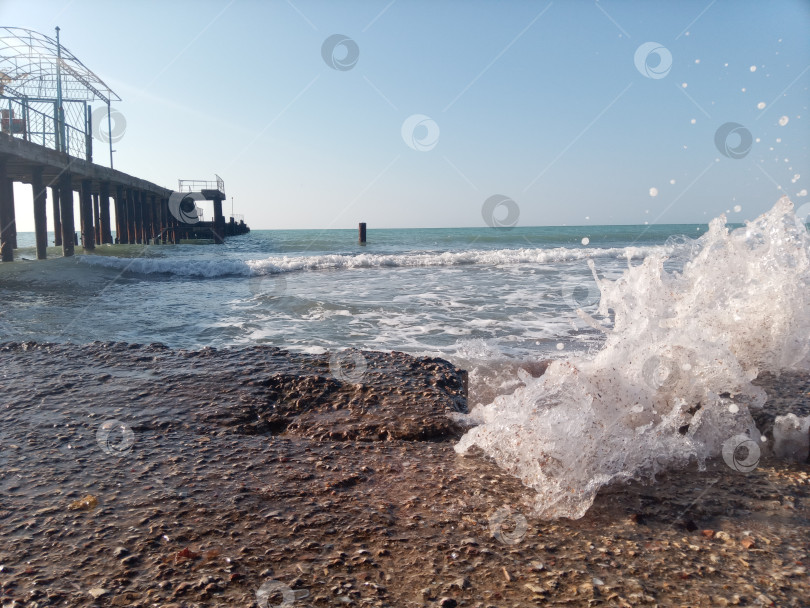 Скачать Волны на море фотосток Ozero