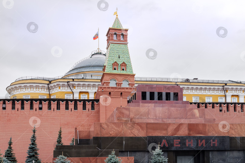 Скачать Москва. Мавзолей Ленина на фоне Кремлевской стены. фотосток Ozero