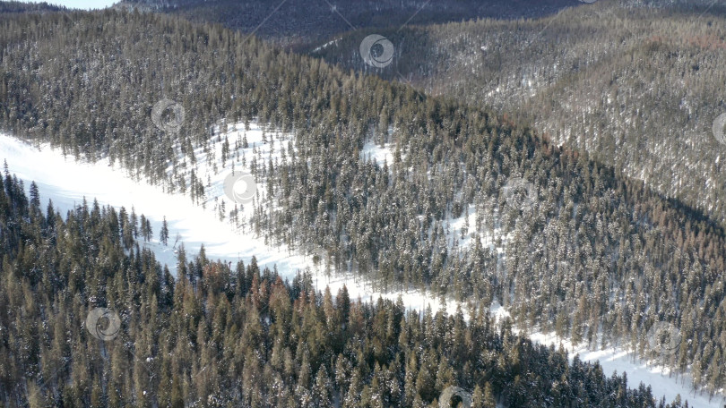 Скачать Окрестности горного озера Амут. 2019 год. Съемка с беспилотника. фотосток Ozero