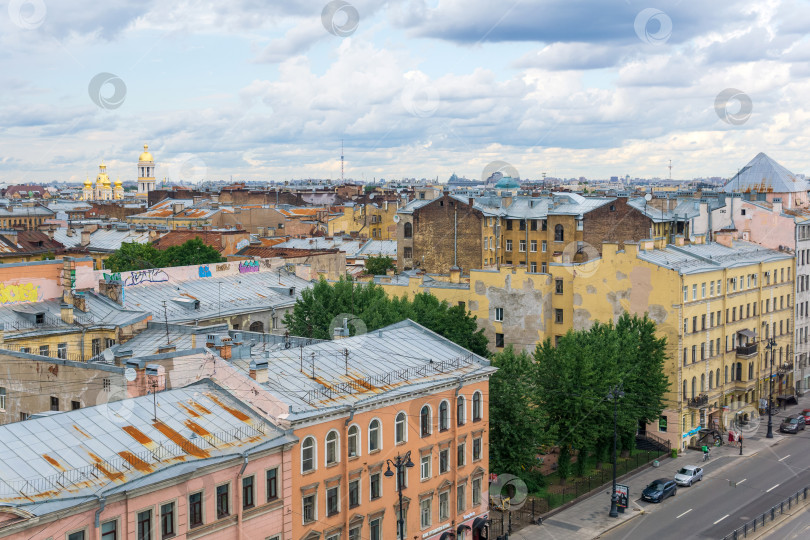 Скачать вид сверху на Лиговский проспект в историческом центре Санкт-Петербурга фотосток Ozero