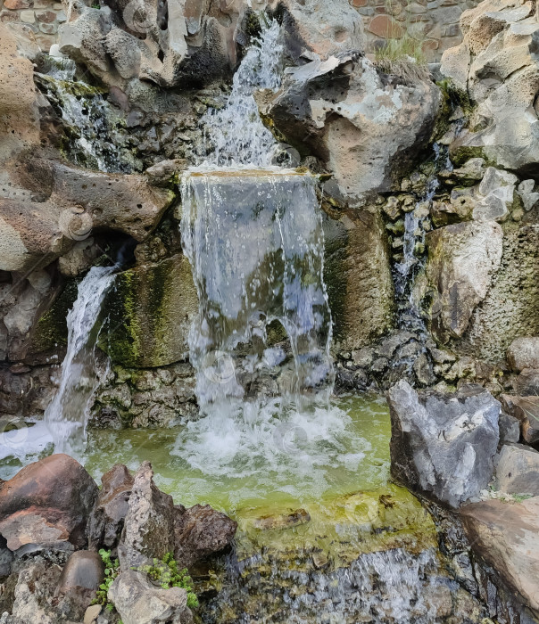 Скачать Искусственный водопад фотосток Ozero