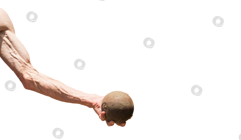 Скачать Человеческая рука держит металлический шар фотосток Ozero