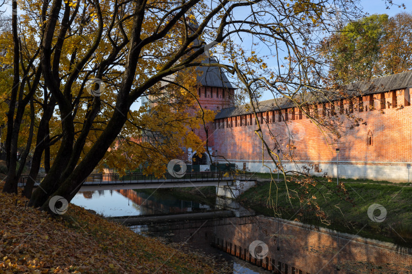 Скачать Крепостная стена в Смоленске. фотосток Ozero