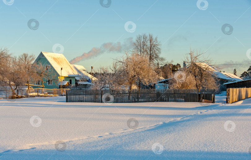 Скачать Завалило деревню снегом фотосток Ozero