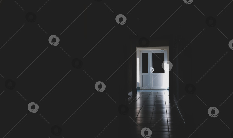 Скачать Тонированное изображение фрагмента офисного коридора фотосток Ozero