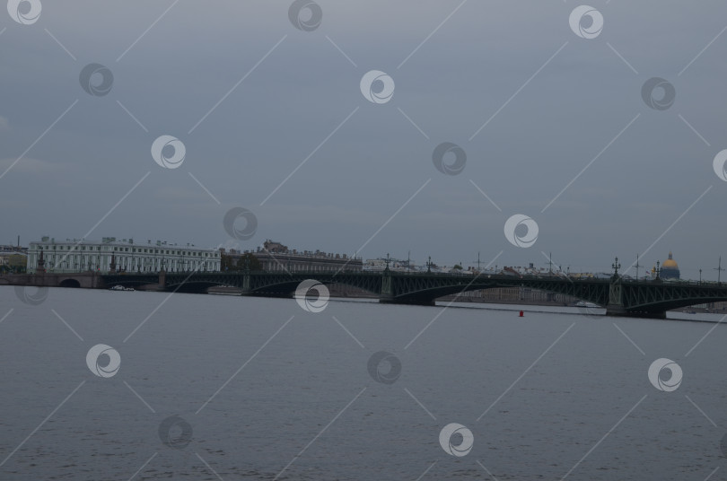 Скачать Троицкий мост в Санкт-Петерубрге фотосток Ozero