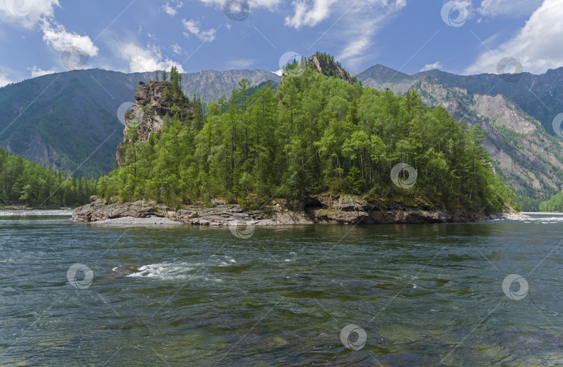 Скачать Река Ока-Саянская. Сибирь, Россия. фотосток Ozero