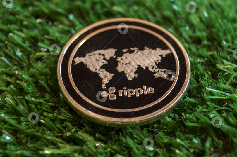 Скачать Ripple - это современный способ обмена, и эта криптовалюта является удобным платежным средством на финансовом и веб-рынках фотосток Ozero