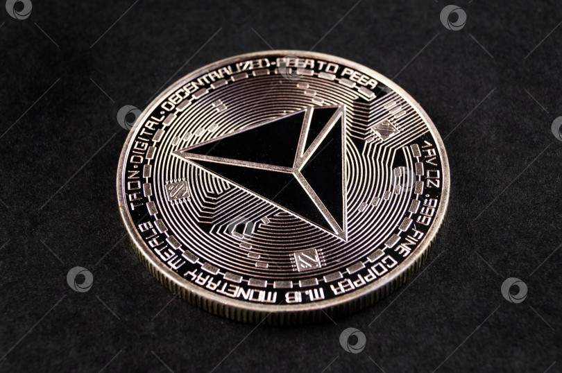 Скачать Tron TRX - это современный способ обмена, и эта криптовалюта является удобным платежным средством на финансовом и веб-рынке фотосток Ozero