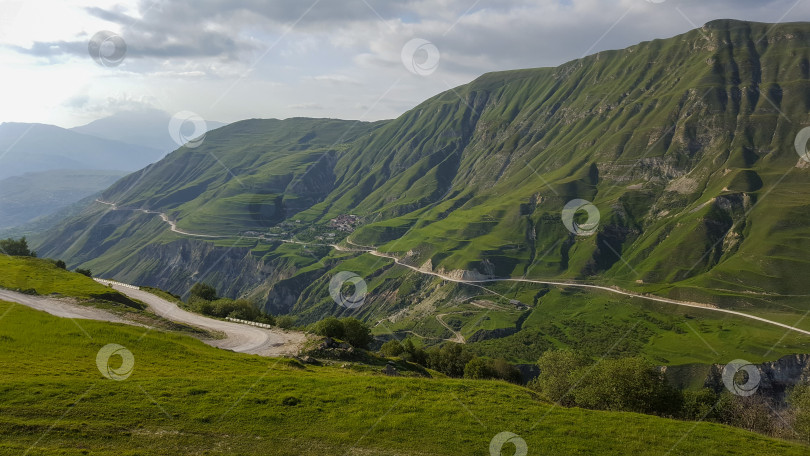 Скачать Лето в горах Дагестана, Россия фотосток Ozero