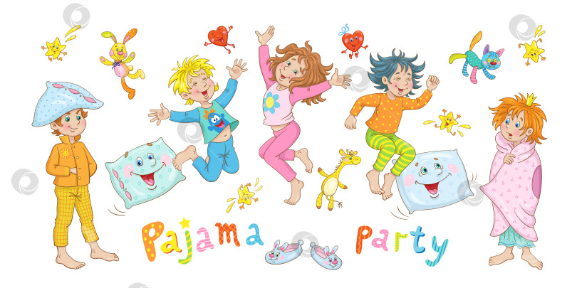 Скачать Пижамная вечеринка. Забавные дети в пижамах играют и прыгают с игрушками и подушками. фотосток Ozero
