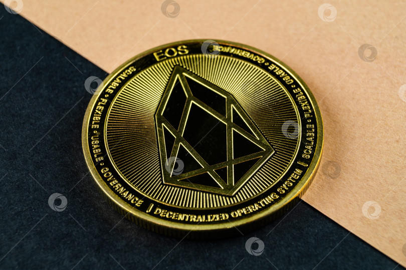 Скачать Eosio EOS - это современный способ обмена, и эта криптовалюта является удобным платежным средством на финансовом и веб-рынках фотосток Ozero