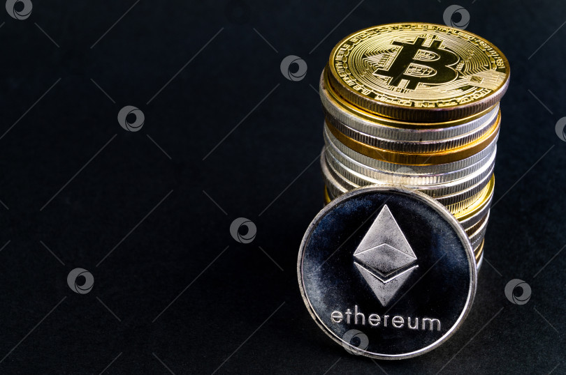 Скачать ethereum - это современный способ обмена, и эта криптовалюта является удобным платежным средством в финансовом секторе фотосток Ozero